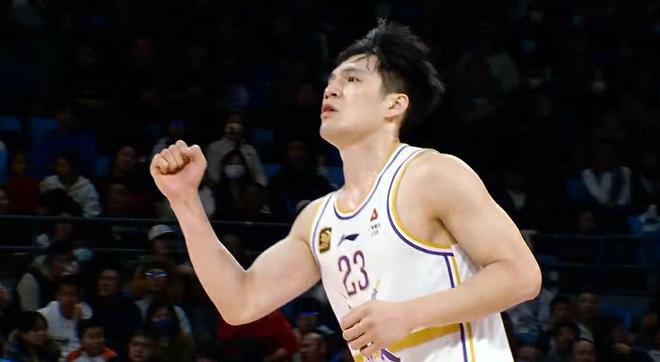 北控27分大胜北京结束3连败 萨林杰27+13+8陈国豪25+9
