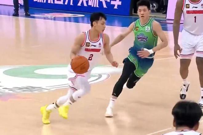 广东送天津7连败 吉伦沃特30+11徐杰16+12
