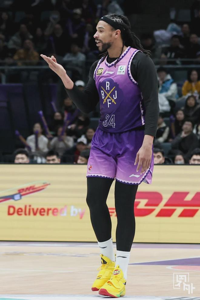 挑对手！恩怨局！今年的CBA季后赛故事可太多了