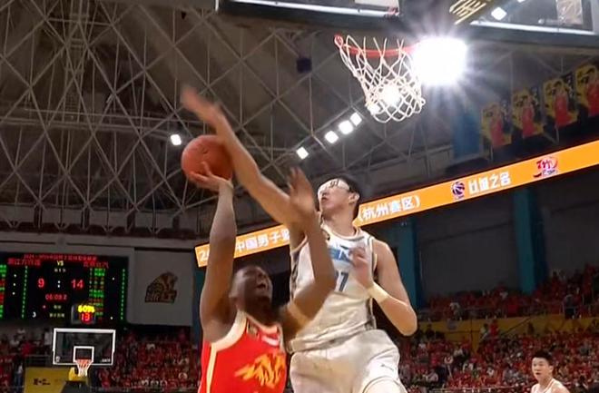 翟曉川罰球準絕殺北京2-3廣廈 胡金秋27+14周琦11+13