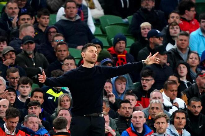 記者：阿隆索本周告知高層他將去皇馬，藥廠將獲超1000萬(wàn)鎊補(bǔ)償金