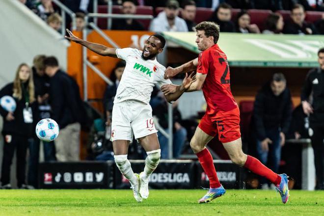 記者：奧格斯堡中場奧涅卡租借期結束，會在今天與球隊告別