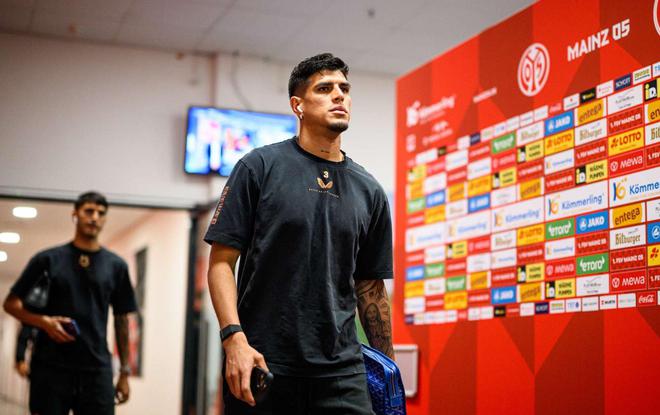 自薦！辛卡皮經紀人：希望他能和阿隆索一起去皇馬，已和藥廠談了很多