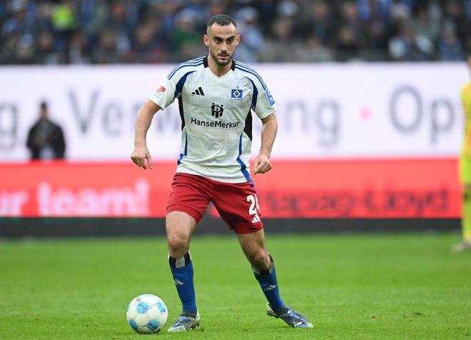 記者：歐塞爾有意引進漢堡外租后衛(wèi)佩蘭；球員身價180萬歐