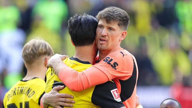 體圖：科貝爾將留在多特，他已向凱爾明確表示今夏不轉(zhuǎn)會