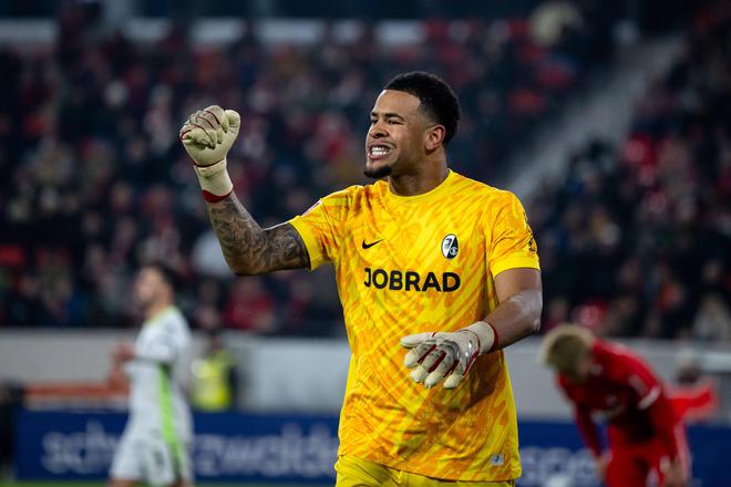 外媒：尋邁尼昂替代者，米蘭已和弗賴堡門將阿圖博魯初步接觸