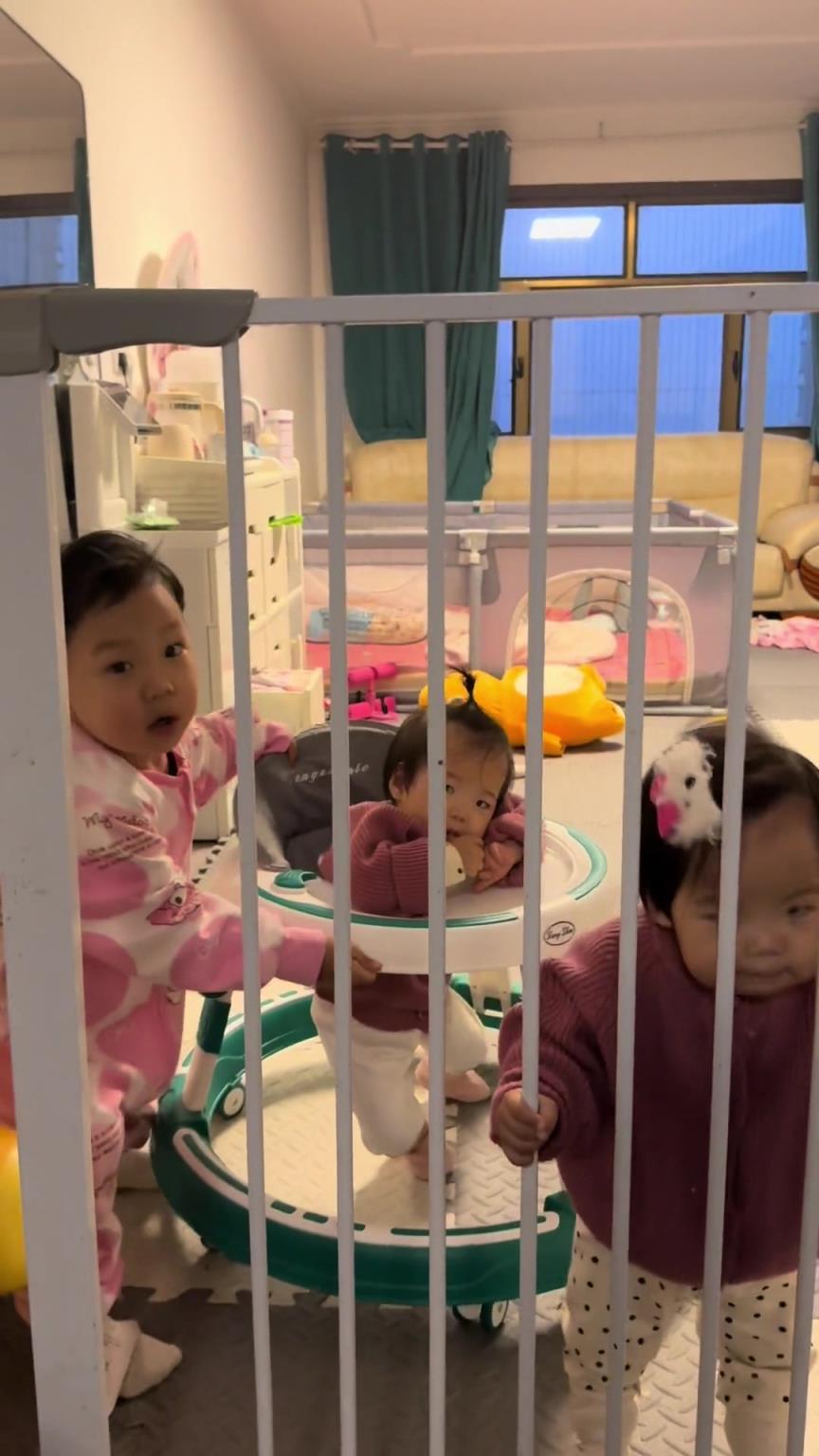 我以为他把妹妹推过来跳，没想到是站在上面！！！