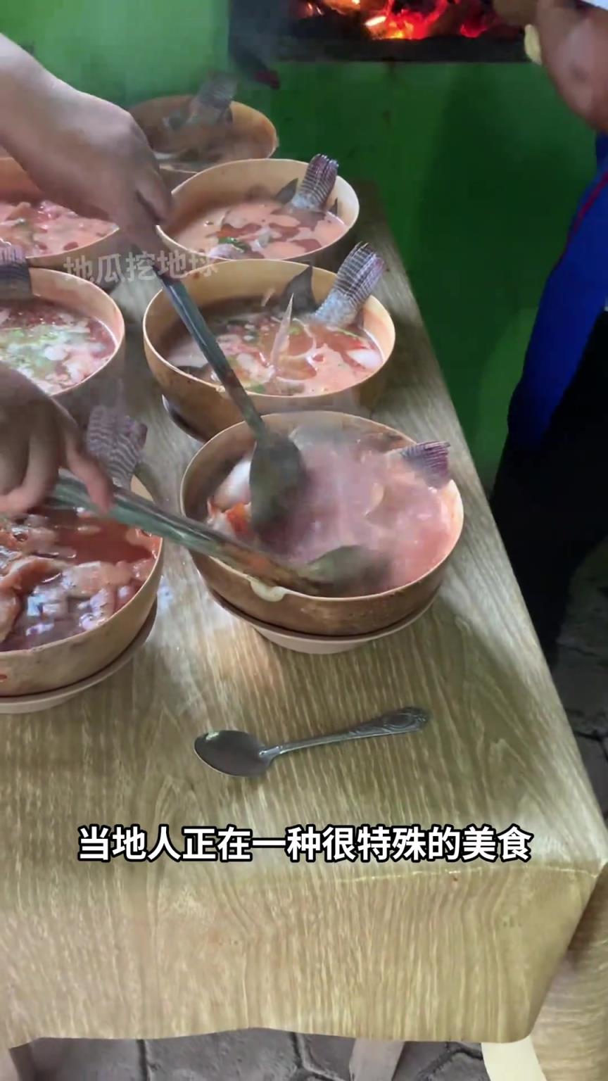 石头汤，使用滚烫的石头把食材煮熟！