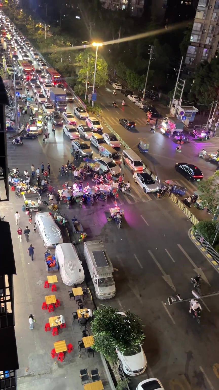 你永遠不知道堵車的盡頭是什么！