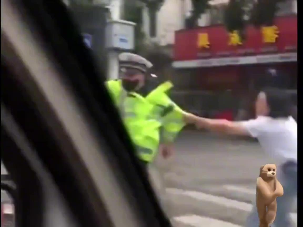 这媳妇可以，违法什么的不说，有事她真上啊