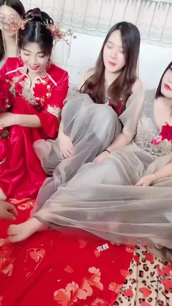 為什么當(dāng)年我老婆閨蜜沒(méi)設(shè)計(jì)這種游戲，告訴我，why！！