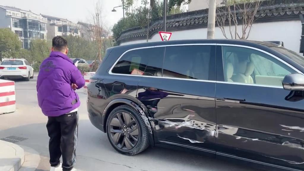 這就是理想和現(xiàn)實的差距？不會開咱就別開了唄..