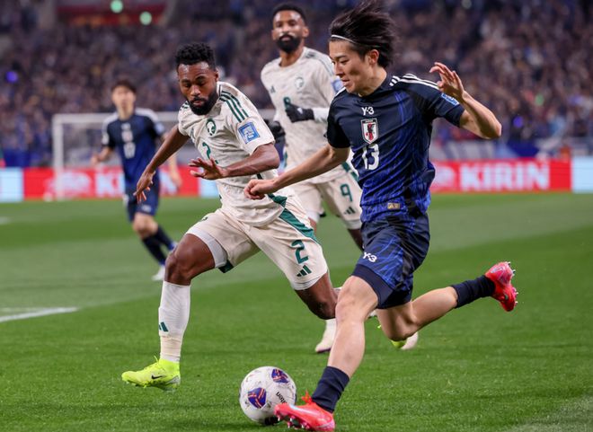 1-1翻车！日本出线后被质疑放水，国足难有帮手，拿12分也会出局