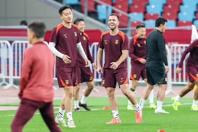 又要集训了？国足计划5月底集合备战印尼，坊间对此“褒贬不一”