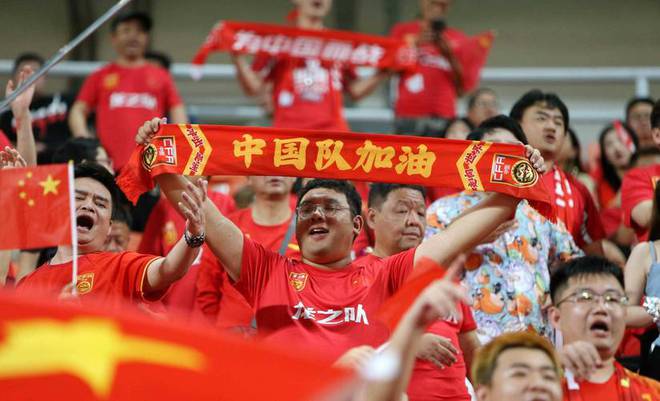 国足新一期集训遴选方式很亮眼！可惜，向余望受伤恐难被国足征调