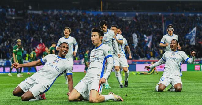 6轮仅登场2分钟！国足铁腰沦为摆设 他在中超没球踢
