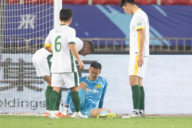 賽季報銷：中超僅7輪就現“明年見”，25歲國腳重傷，北京隊換人
