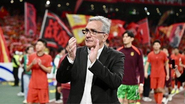 北青：国足恐怕不大可能在这个当口冒险选用太多新人