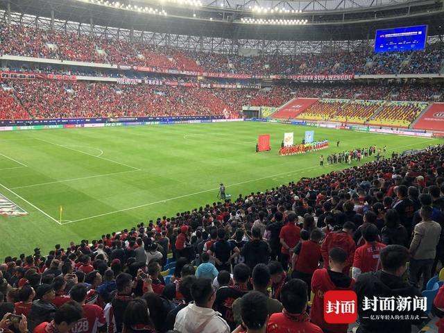 成都蓉城主场2:0大连英博 国青小将朱鹏宇表现抢眼