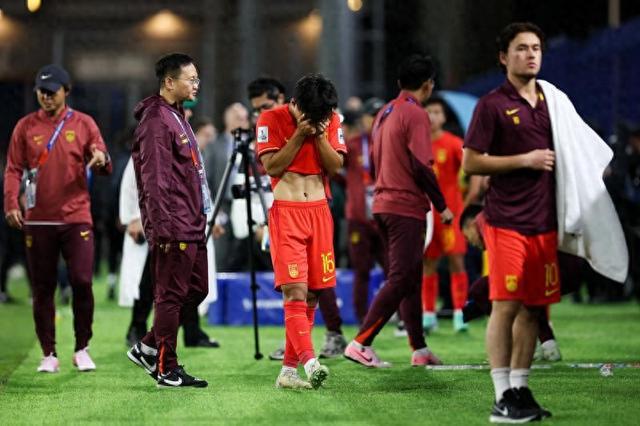 U17国足｜全力备战U17亚洲杯最后一战 主帅上去留未决