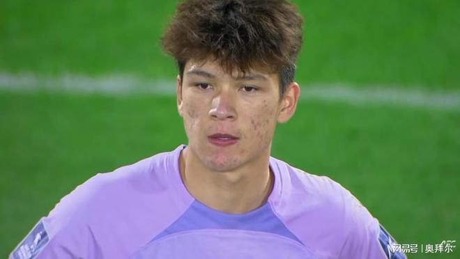 两连败后U17国足濒临出局！球员集体失落，孙天宇掩面爆哭