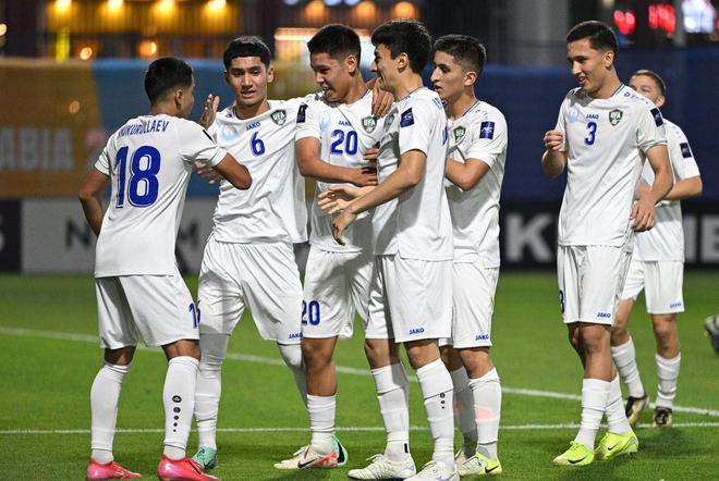 一場4-1讓中國隊絕望！下輪不勝就出局，球迷怒斥：日本騙子滾蛋