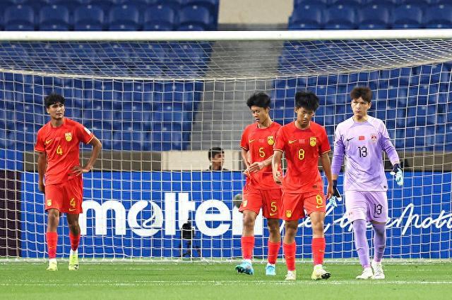 今年惨遭3杀！中国U17亚少赛1-2开门黑！中国足球竟得了恐沙症？