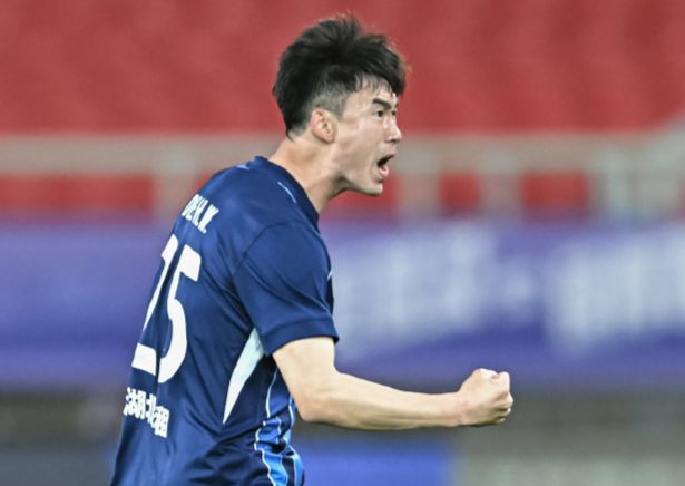 伊萬觀戰(zhàn)三鎮(zhèn)pk海港，重點考察鄧涵文，國足6月集訓名單或大變