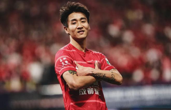 狀態(tài)火熱！韋世豪近4場中超獨進(jìn)3球 6月鎖定國足首發(fā)