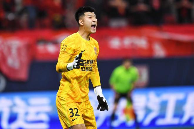 34歲劉殿座中國頂級聯(lián)賽出場300場，他尚未代表國足出場過
