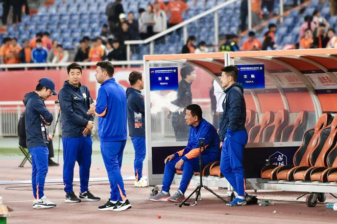 難出頭！18歲王鈺棟、劉誠(chéng)宇中超表現(xiàn)出色，泰山國(guó)青7人枯坐板凳