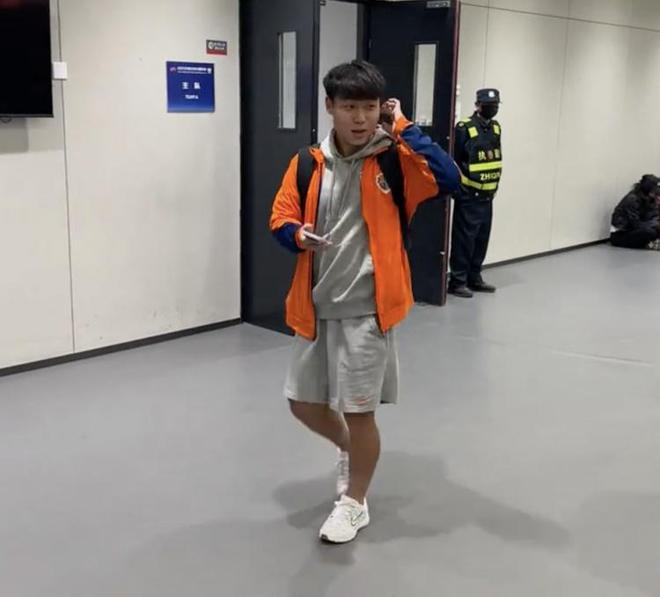 記者：海牛新星金永浩有望入選新一期U22國足 本賽季12場1球1助