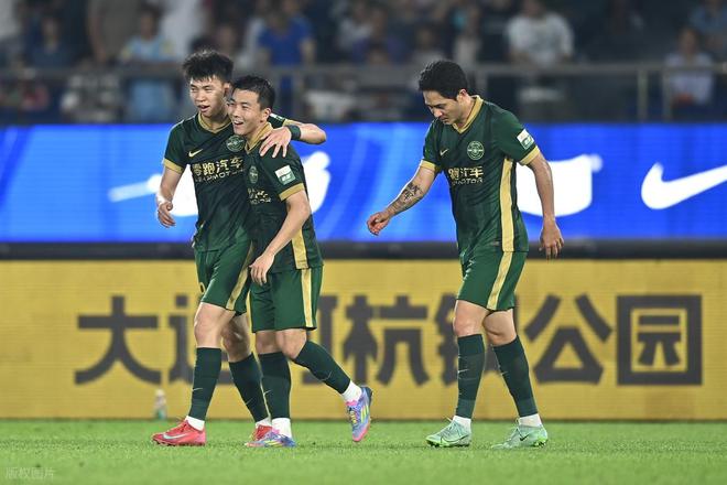 10場造6球！浙江隊23歲前鋒刷新紀錄，身高1米72，有望入選國足