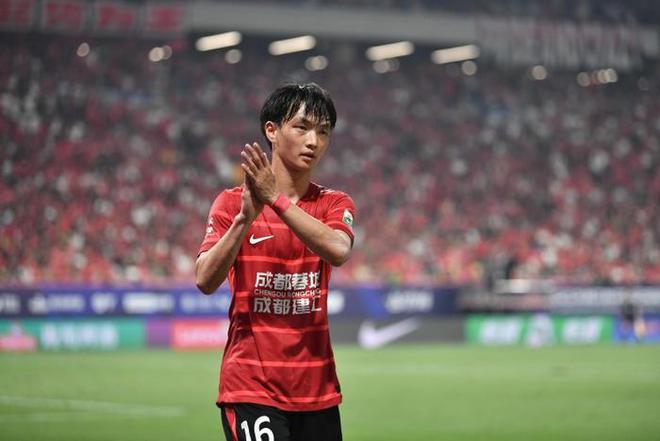 北青：伊萬對楊明洋寄予厚望，王鈺棟、劉若釩有助于打通邊路攻擊線