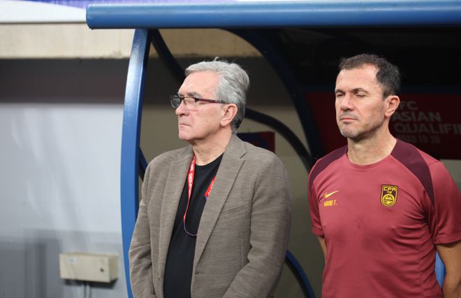 國(guó)足最新名單存隱患，泰山隊(duì)只有三人不意外，王大雷主力位置穩(wěn)固