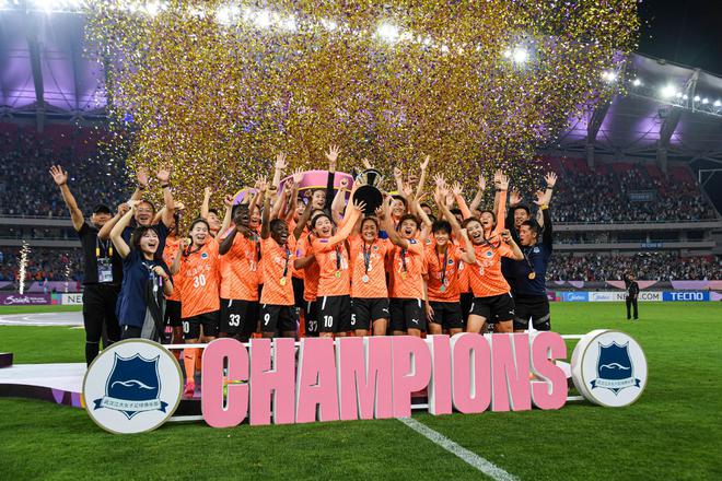 馬德興：丁旋腰椎四根骨頭骨折，代陳穎半月板受傷