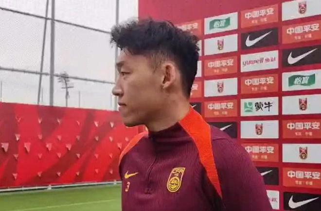 朱辰杰:戴面具影響比賽我想盡早摘下 客戰(zhàn)印尼放手一搏全力拿下 朱辰杰:戴面具影響比賽我想盡早摘下 客戰(zhàn)印尼放手一搏全力拿下