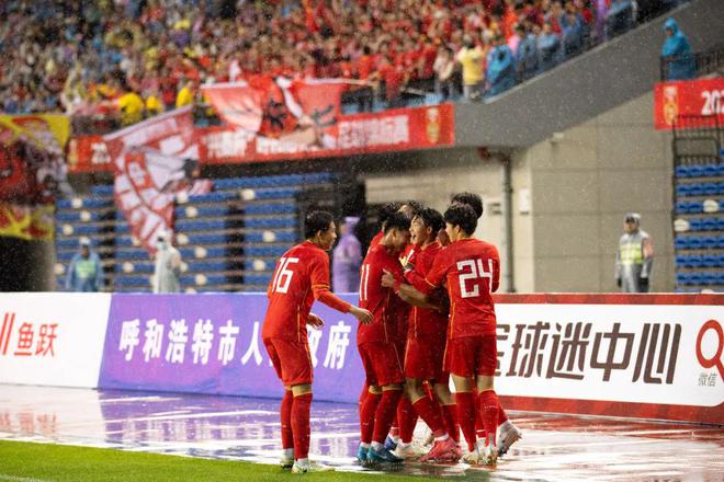 5比2！U16國足逆轉澳大利亞奪冠，湖北元素成最強驅動力！
