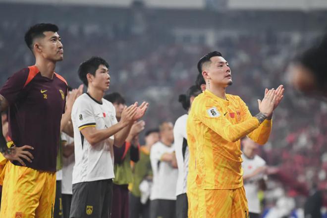 國足門將大換血！36歲王大雷面臨退隊 誰能接班？