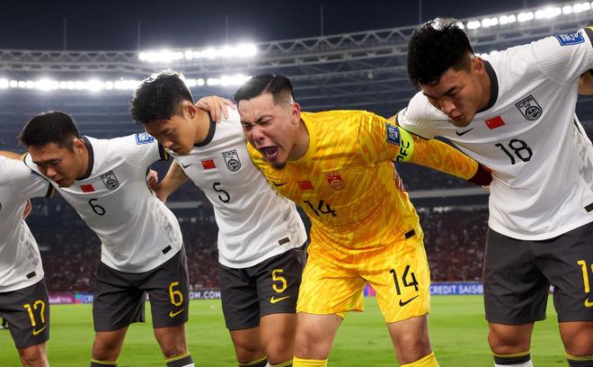 再见世界杯！国足0：1印尼，遭遇4连败+提前出局，彻底无缘美加墨