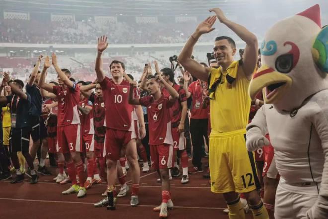 相比国足无缘世界杯，即将丢掉金球奖评审资格，才让人更无语