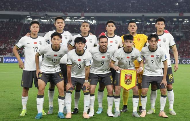 世預(yù)賽亞洲兩隊(duì)首次突圍,國足等5隊(duì)提前出局,末輪只剩一個懸念 世預(yù)賽亞洲兩隊(duì)首次突圍,國足等5隊(duì)提前出局,末輪只剩一個懸念