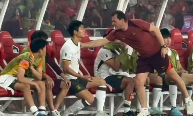 土帥征戰東亞杯，鄭智佳一吳金貴你選誰？但凡謝暉不墊底都有機會