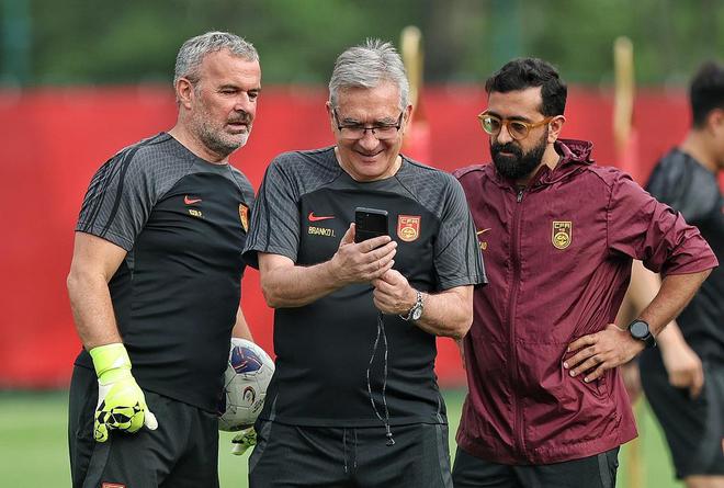 伊萬科維奇：是否繼續執教國足，需要賽后與足協討論