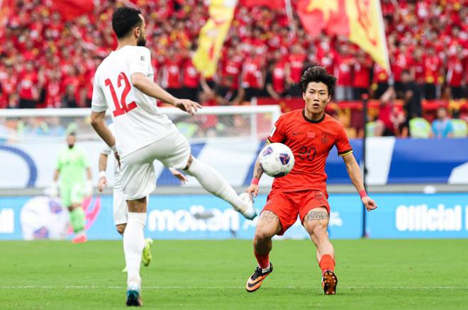 1-0！王鈺棟絕殺+國家隊首球，時隔31年再勝巴林，國足備戰(zhàn)2030