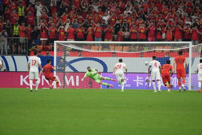 一场6-0让国足后悔不已！输给印尼葬送好局，王钰栋成唯一安慰