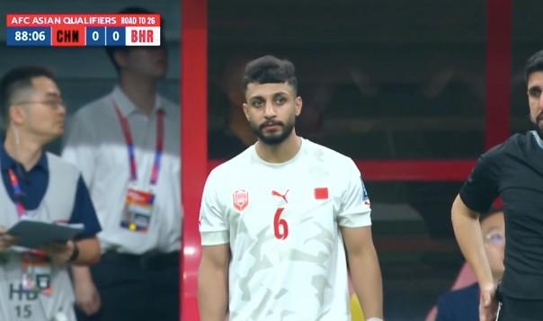 國足的好朋友?巴林球員埃克僅出場(chǎng)26秒就手球送點(diǎn) 國足的好朋友?巴林球員埃克僅出場(chǎng)26秒就手球送點(diǎn)