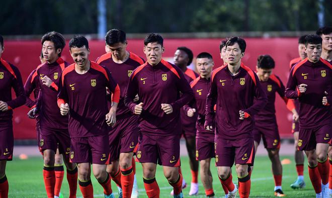 中國男足新老交替正式開始，七人是建隊核心，五人或告別國家隊
