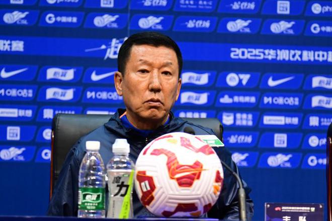 崔康熙：國(guó)腳回來(lái)后身體狀態(tài)不錯(cuò) 球隊(duì)現(xiàn)在已經(jīng)沒(méi)有傷病情況