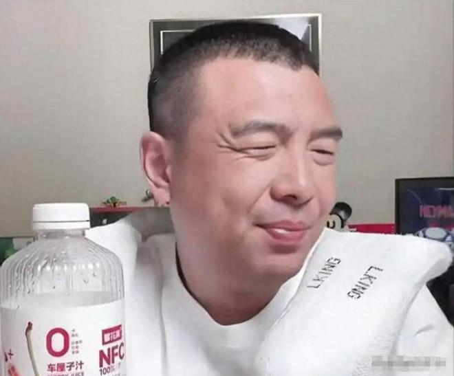 “再降薪就沒人踢了”，徐亮暴怒發(fā)聲的原因出來了，范志毅說對了